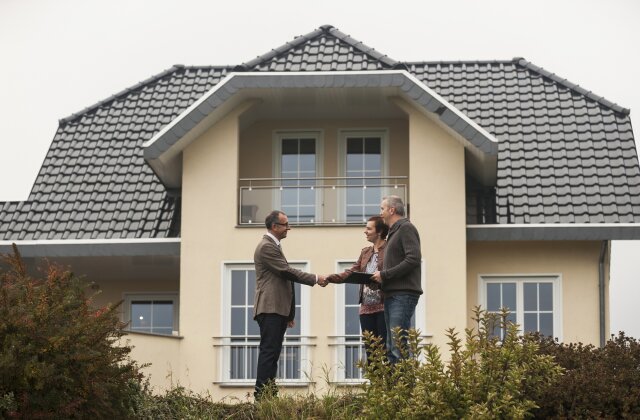 What to Look for in the Roof When You’re Buying a Home